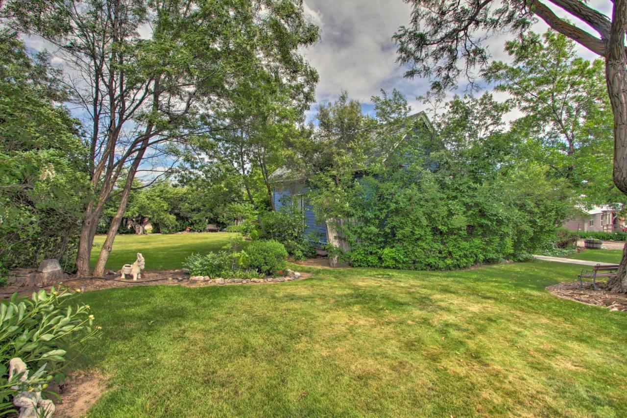 Cozy Home With Hot Tub Half Mi To Salmon River! Exterior photo